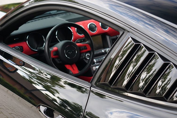 Selbstklebender Premium Mikrofaserstoff - Folie mit Stoffoberfläche - Car Wrapping Folie