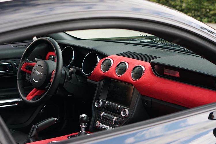 Selbstklebender Premium Mikrofaserstoff - Folie mit Stoffoberfläche - Car Wrapping Folie